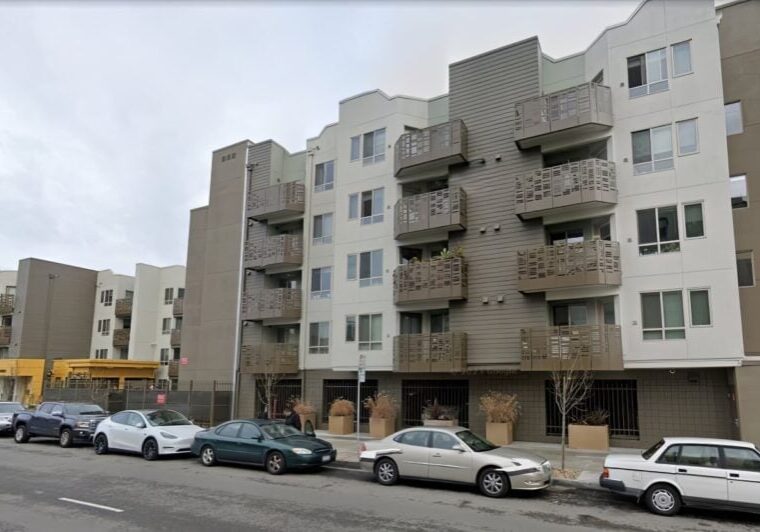 multifamily-oak-grove-apt-featured